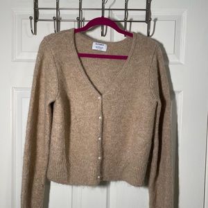 Old Navy Tan Pearl V Neck Cardigan Sweater  Size Large